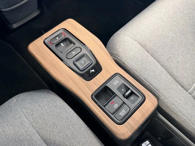 Honda e