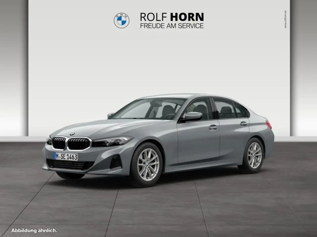 BMW 318 i Limousine Navi LED RfKam Sportsitze 2025 Benzine