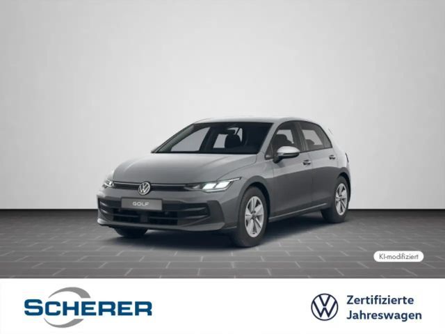 Volkswagen Golf VIII 1.5 TSI Life SHZ PDC Werksgarantie 05/ 2025 Benzine