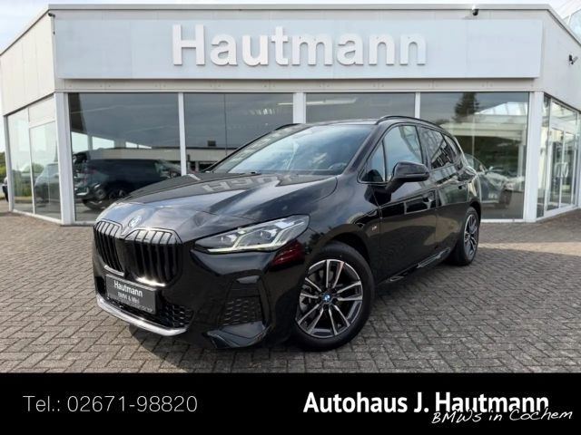 BMW 218 Active Tourer i M SPORT *1.HAND*NP:49.470€ 2025 Benzine