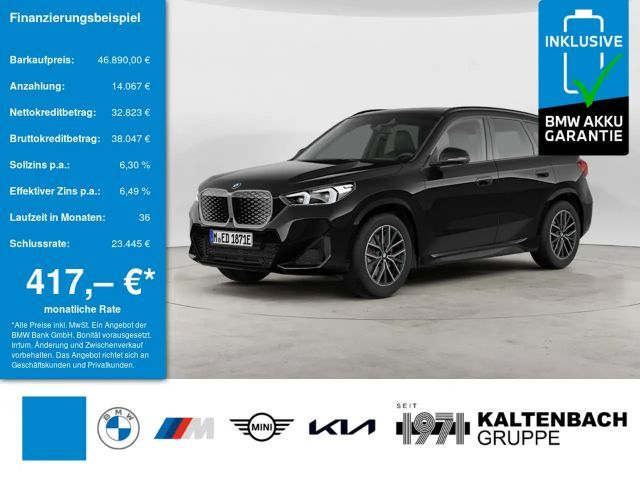 BMW iX1 eDrive20 PANO AHK HUD 360° LED ACC NAVI 2025 Elektrisch