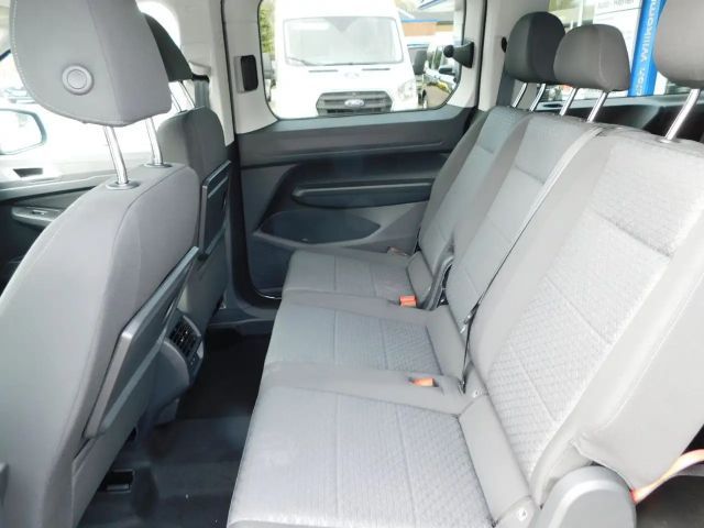 Ford Grand Tourneo