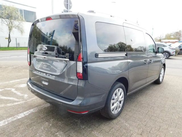 Ford Grand Tourneo