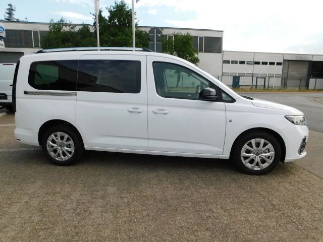 Ford Grand Tourneo
