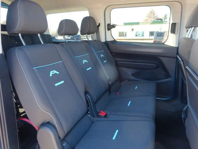 Ford Grand Tourneo