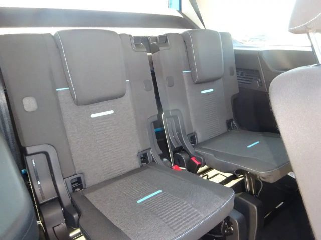 Ford Grand Tourneo