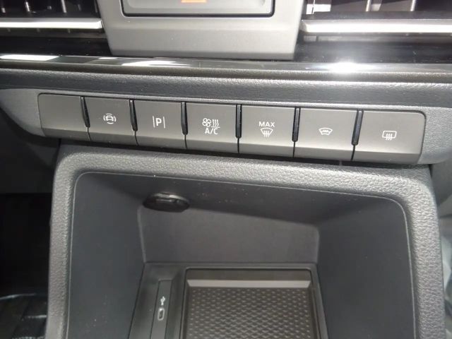 Ford Grand Tourneo