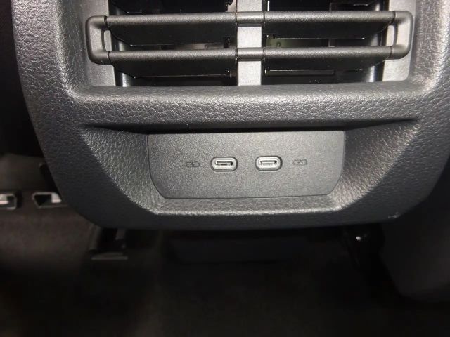 Ford Grand Tourneo