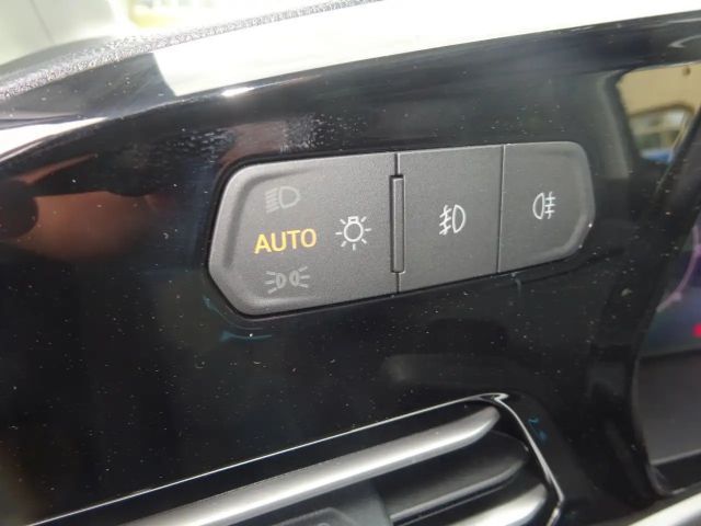 Ford Grand Tourneo