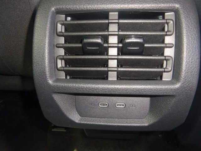 Ford Grand Tourneo