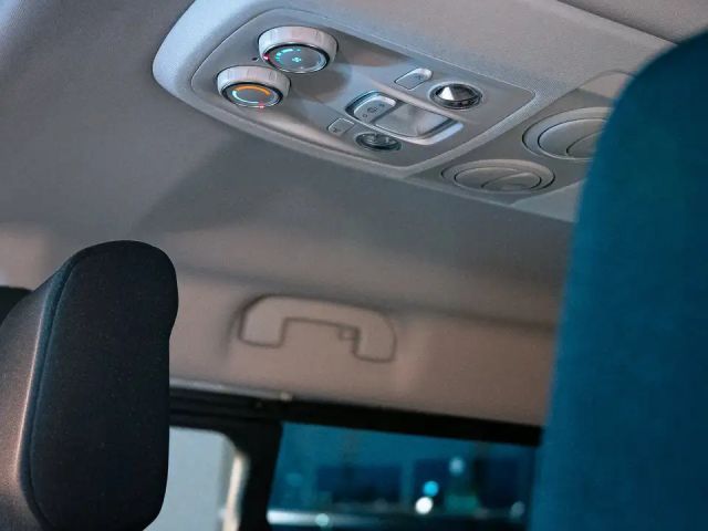 Peugeot Traveller