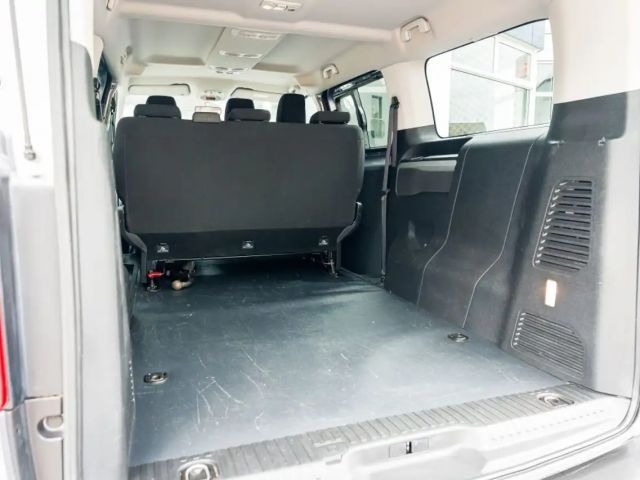 Peugeot Traveller
