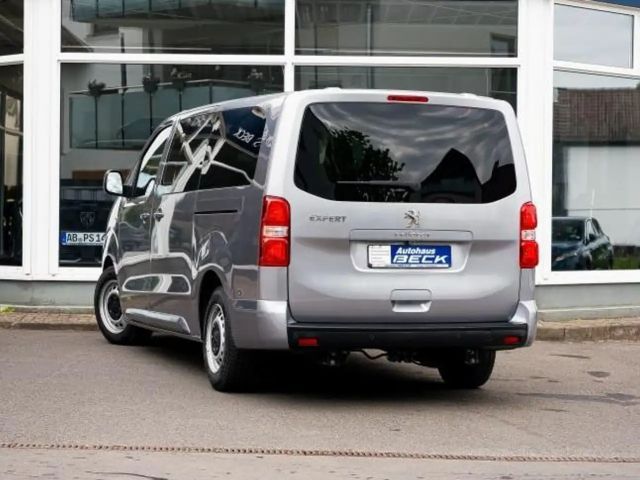 Peugeot Traveller
