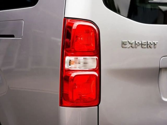 Peugeot Traveller