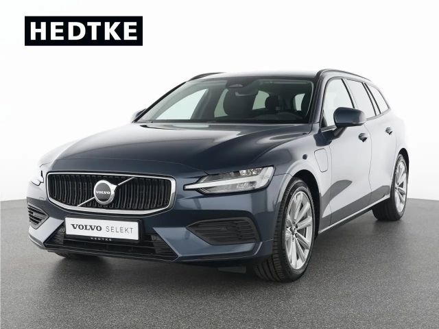Volvo V60 30% NACHLASS AUF UPE! V60 T6 AWD Core - FAHRASSI 2026 Hybride / Benzine
