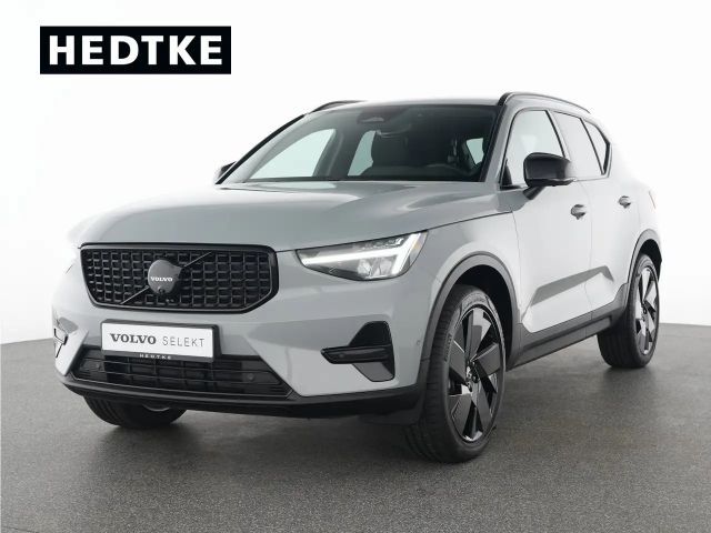 Volvo XC40 B3 Benzin Geartronic Plus Black Edition 2025 Benzine