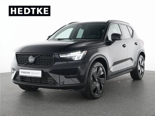 Volvo XC40 B3 Plus Black Edition AHK*360°20"H&K-SOUND 2025 Benzine