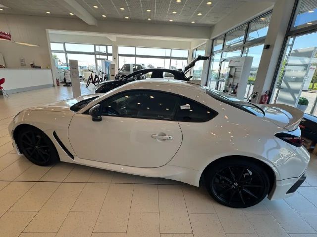 Toyota GR86