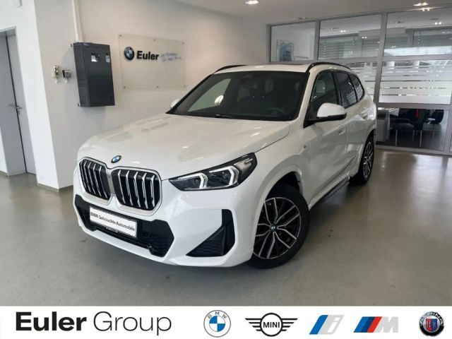 BMW X1 sDrive18i M Sport AHK Pano Travel-Pak. adLED ad.M- 2025 Benzine