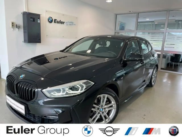 BMW 120 i 5-Türer Sportpaket Navi Digitales Cockpit Sounds 2022 Benzine