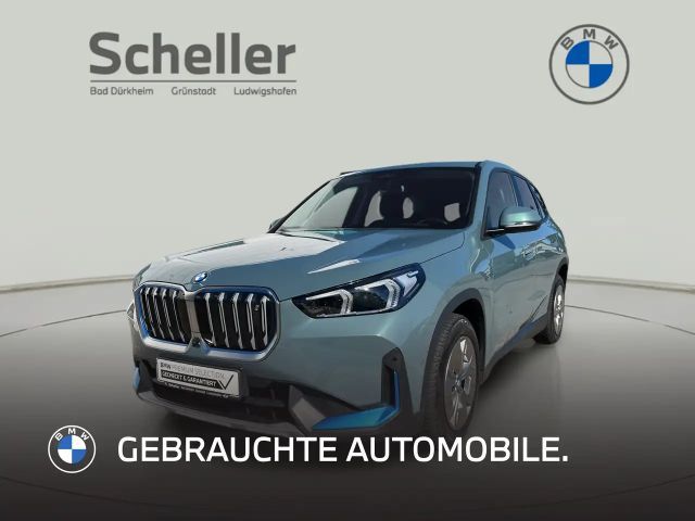 BMW iX1 xDrive30 Head-Up DAB LED RFK Komfortzg. Shz 2023 Elektrisch