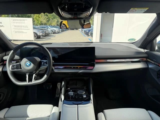 BMW 550