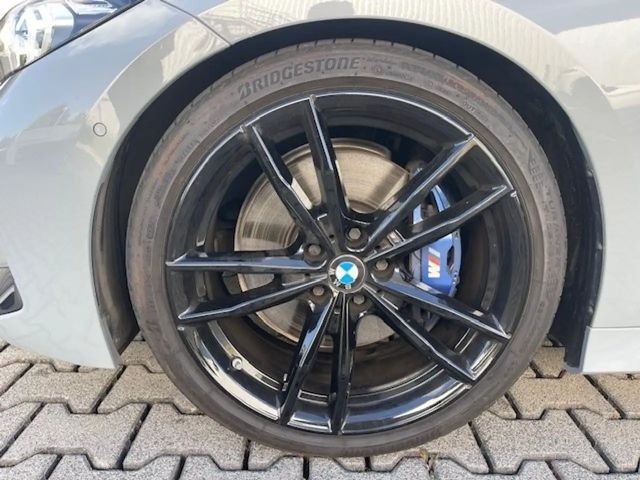 BMW 340