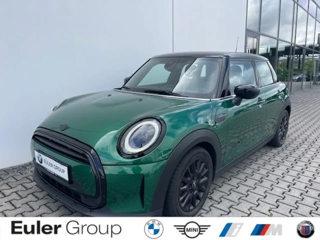 MINI Cooper LMR RFK SHZ PDC LED DrivAss NAV Classic Trim 2023 Benzine