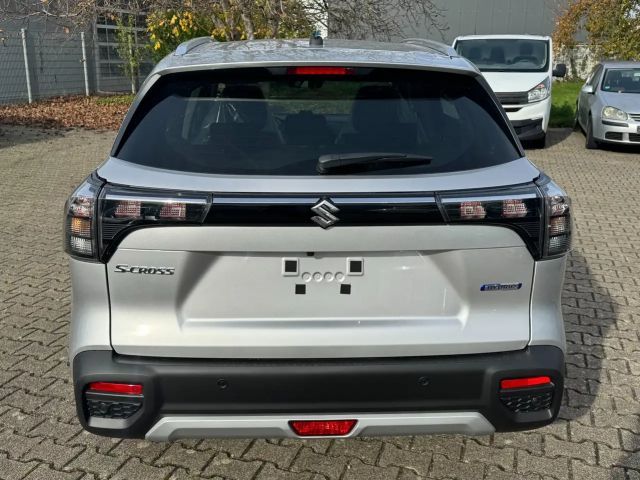 Suzuki S-Cross