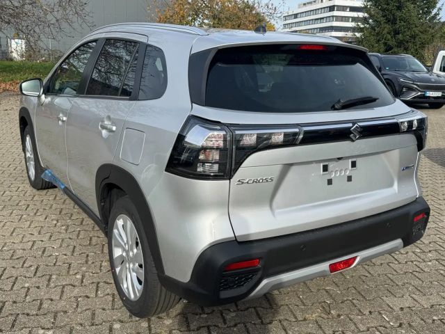 Suzuki S-Cross