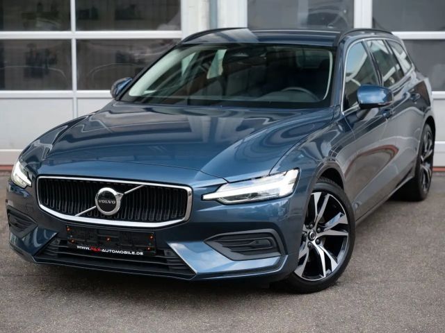 Volvo V60 B4 Core LEDER+NAVI+ACC+4xSHZ+KEYLESS+PDC+CAM 2025 Benzine