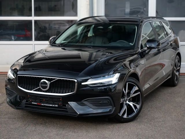 Volvo V60 B4 Core LEDER+NAVI+4xSHZ+KEYLESS+PDC+CAM 2025 Benzine