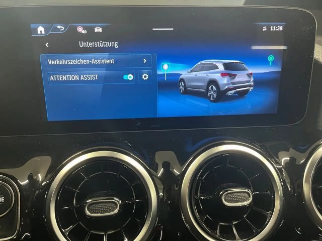 Mercedes-Benz GLA 180