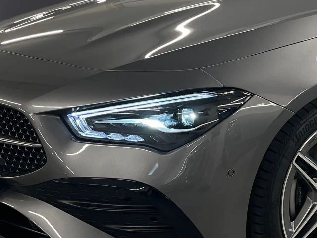 Mercedes-Benz CLA 180