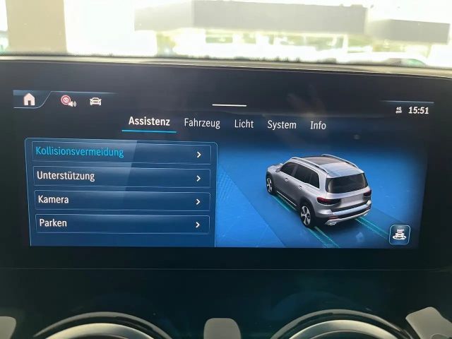 Mercedes-Benz GLB 200