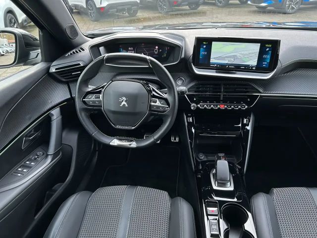 Peugeot e-2008
