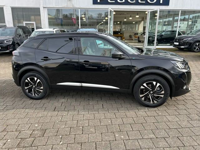 Peugeot e-2008