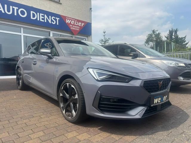 Cupra Leon Limo.*DSG*KAMERA*NAV*CARPLAY*MATRIX*ACC*uvm 2024 Benzine
