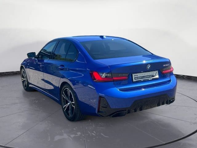 BMW 340