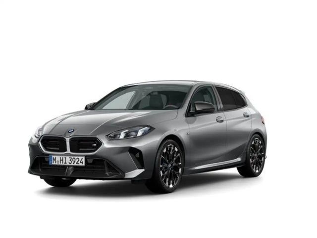 BMW 135 xDrive Adaptives Fahrwerk Komfortzugang 2025 Benzine
