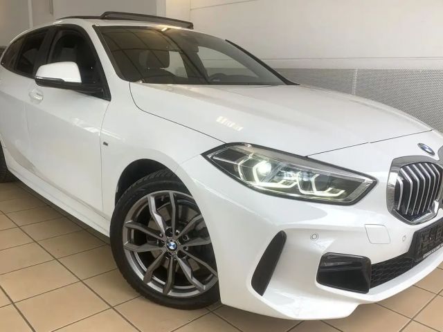 BMW 120 i M Sport Panorama LED Navi 18 Zoll CarPlay 2021 Benzine