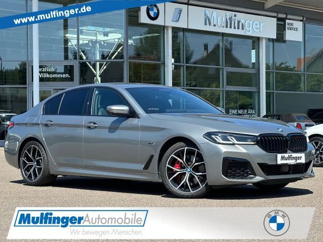 BMW 530 e M Sport Pro HUD ACC SuView Soft-Close 19" LED 2023 Hybride / Benzine