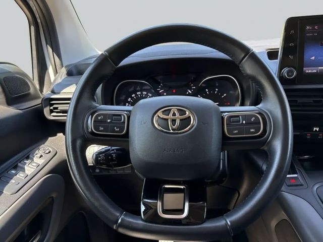 Toyota Proace City