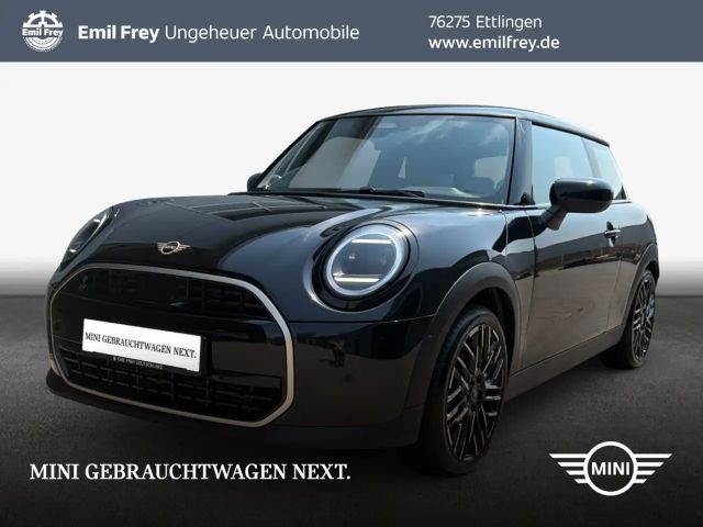 MINI Cooper C Favoured Trim LED HeadUp Harman Kardon 2025 Benzine