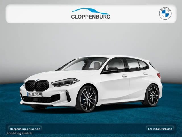 BMW 135 M135i xDrive Head-Up+Navi+ACC+SHZ+KeyGO+HiFi+LED 2022 Benzine