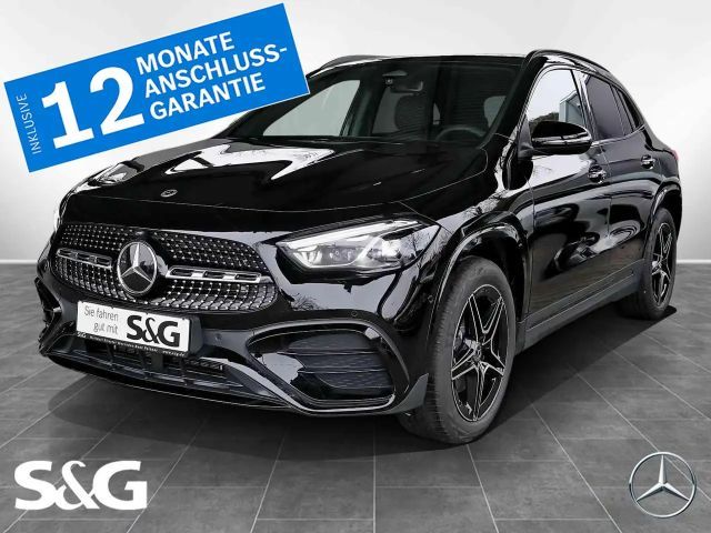 Mercedes-Benz GLA 200 AMG MBUX+M-LED+Pano+RüKam+Night+Totwinkl 2026 Benzine