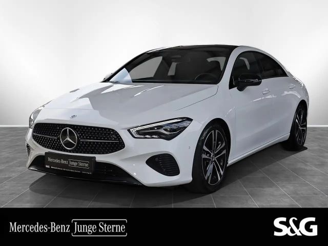 Mercedes-Benz CLA 180 Coupé PANO+SPORTSITZE+NIGHT+KAMERA+18" 2025 Benzine