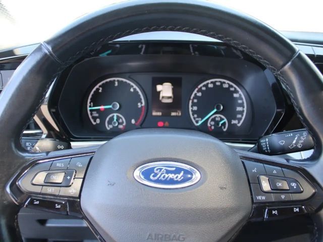 Ford Grand Tourneo