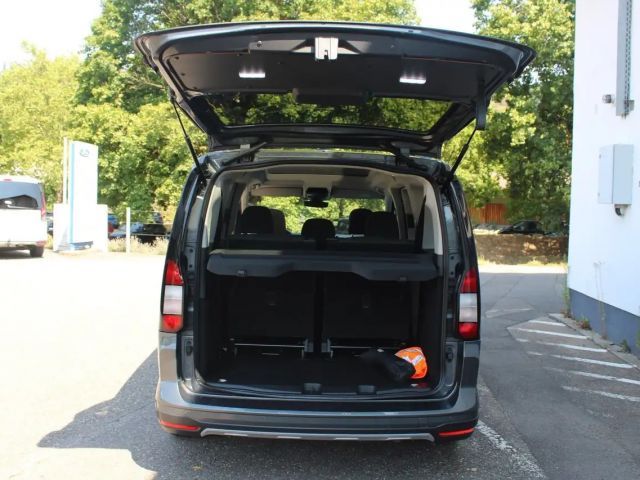 Ford Grand Tourneo