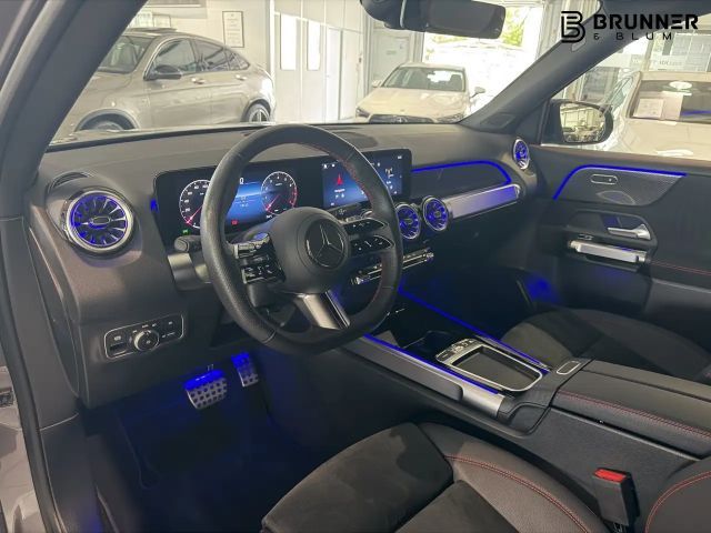 Mercedes-Benz GLB 220